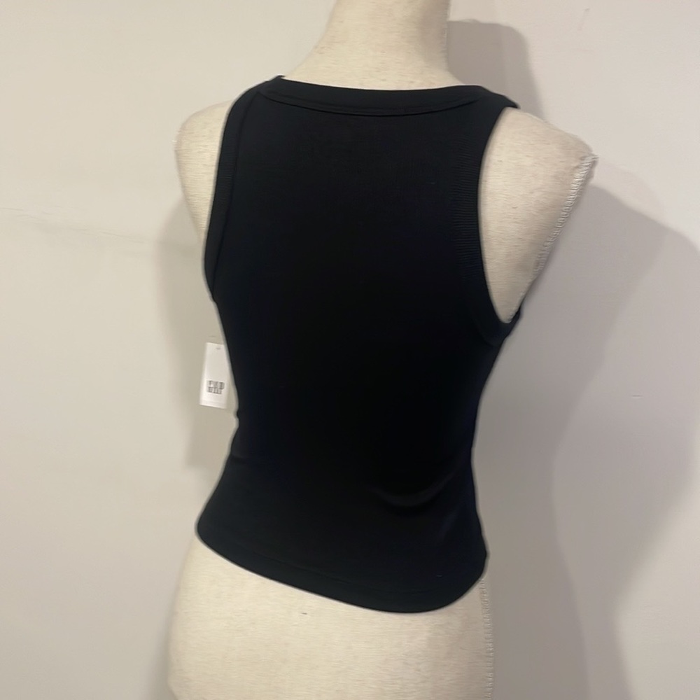 Gap NET Muscle Tank - Picture 11 of 11